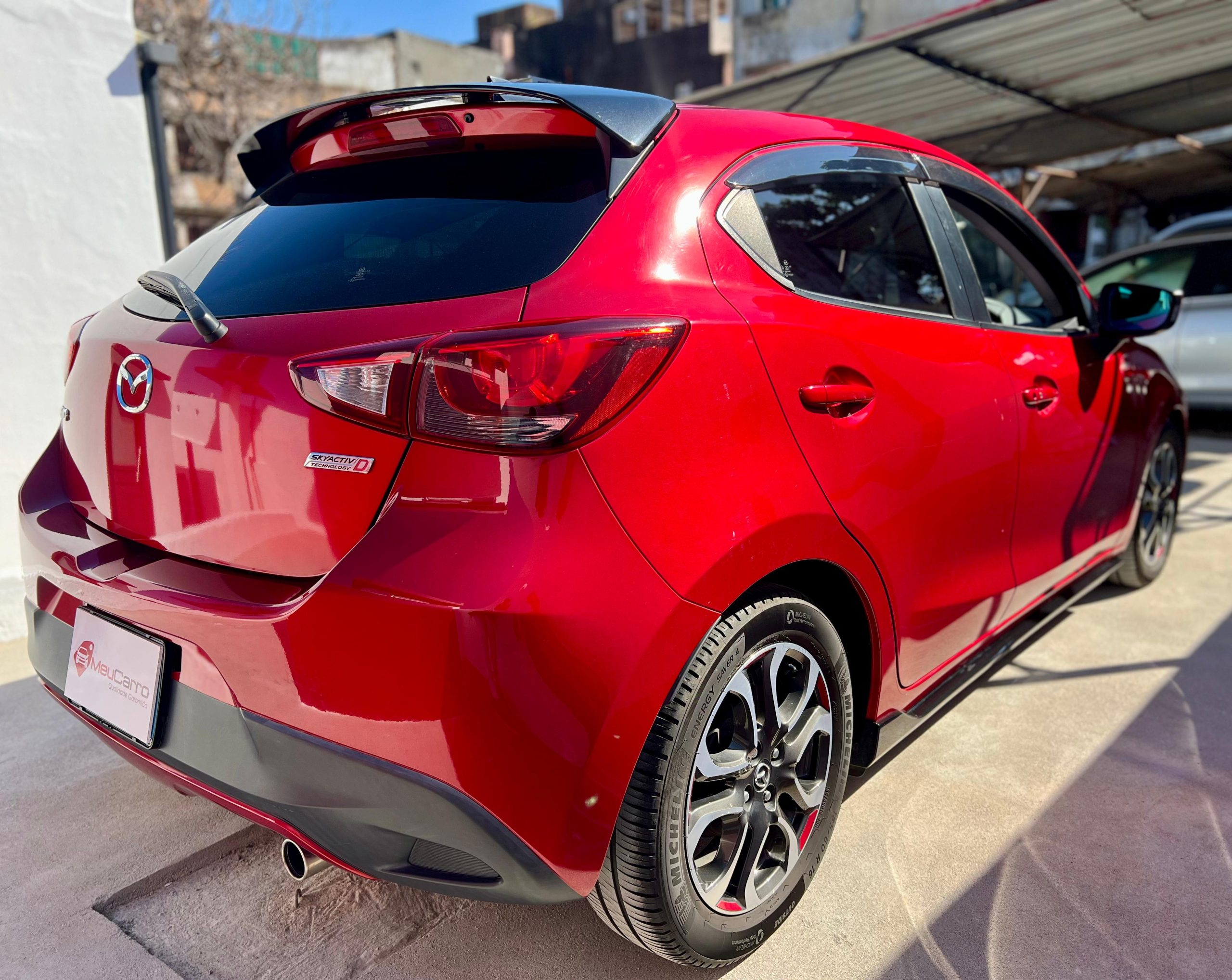 
								Mazda Demio 2016 cheio									