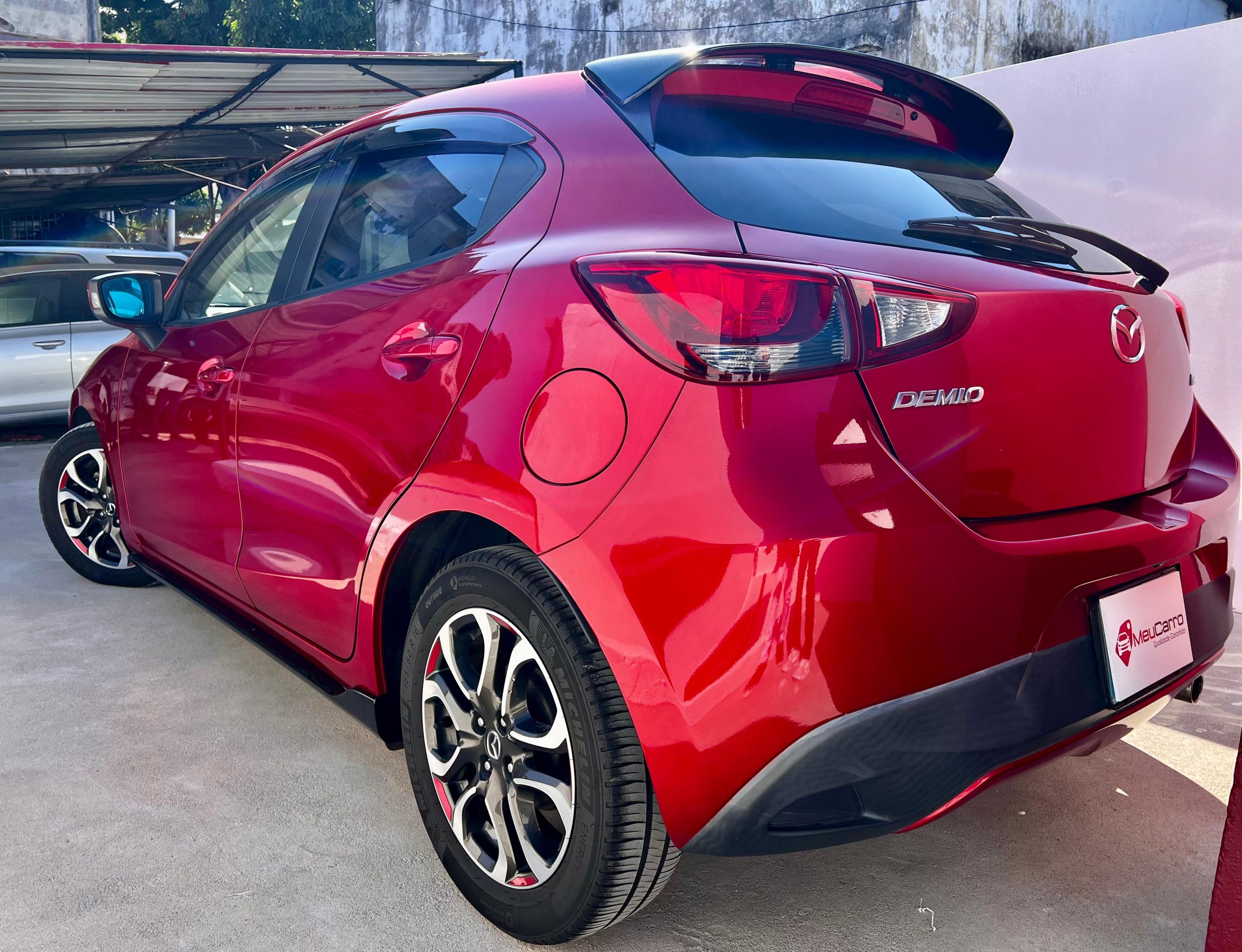 
								Mazda Demio 2016 cheio									
