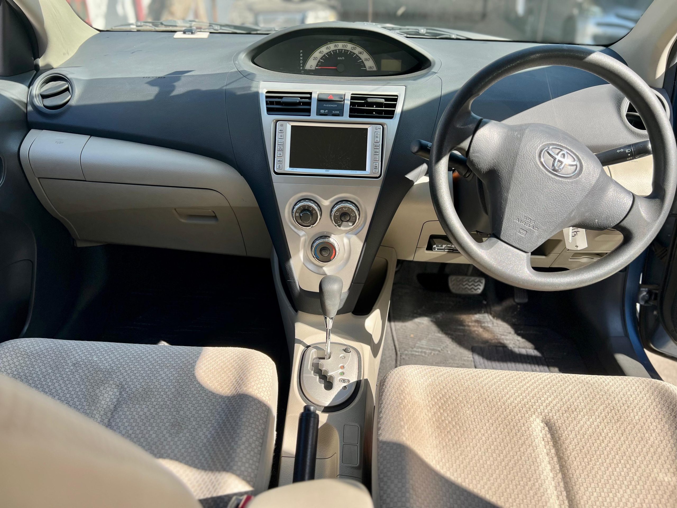 Toyota Belta 2006 full