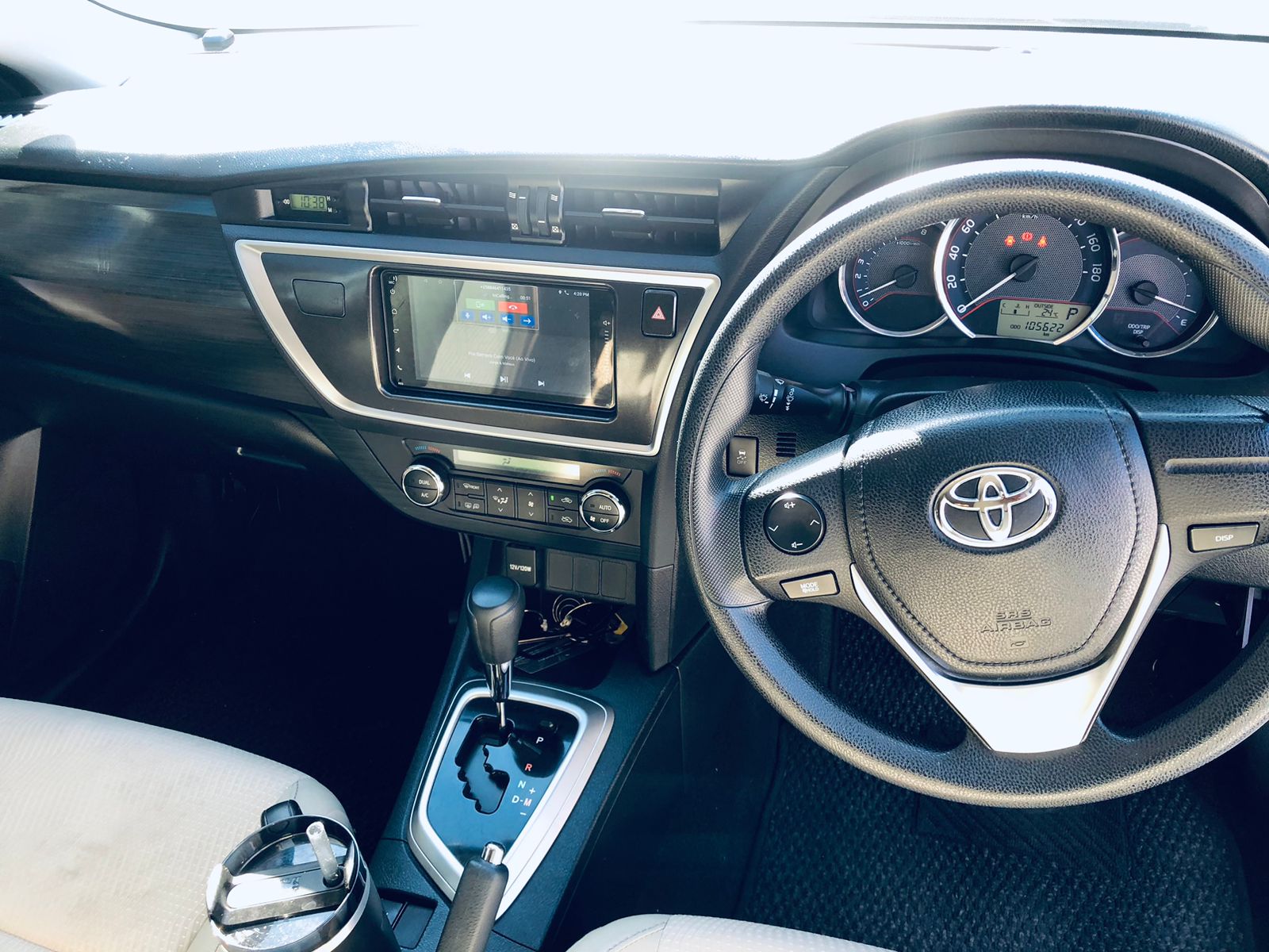 
								Toyota Auris 2012 cheio									