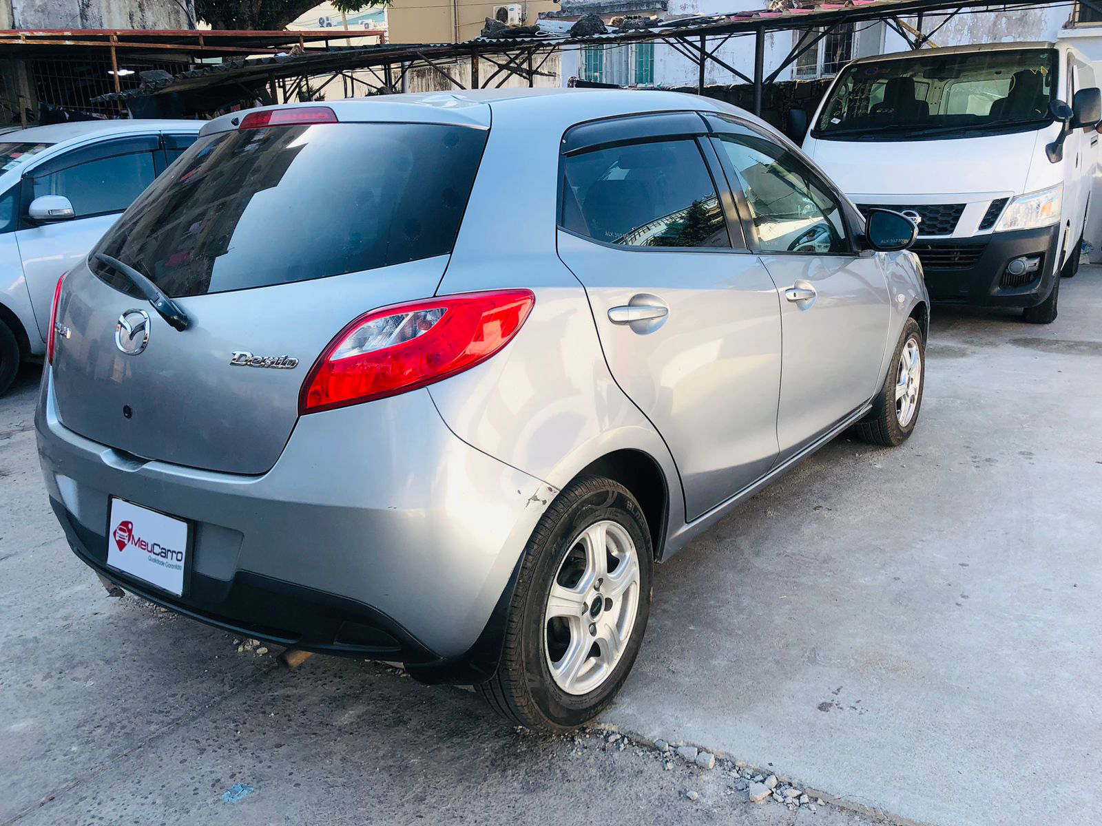 Mazda Demio 2011 full