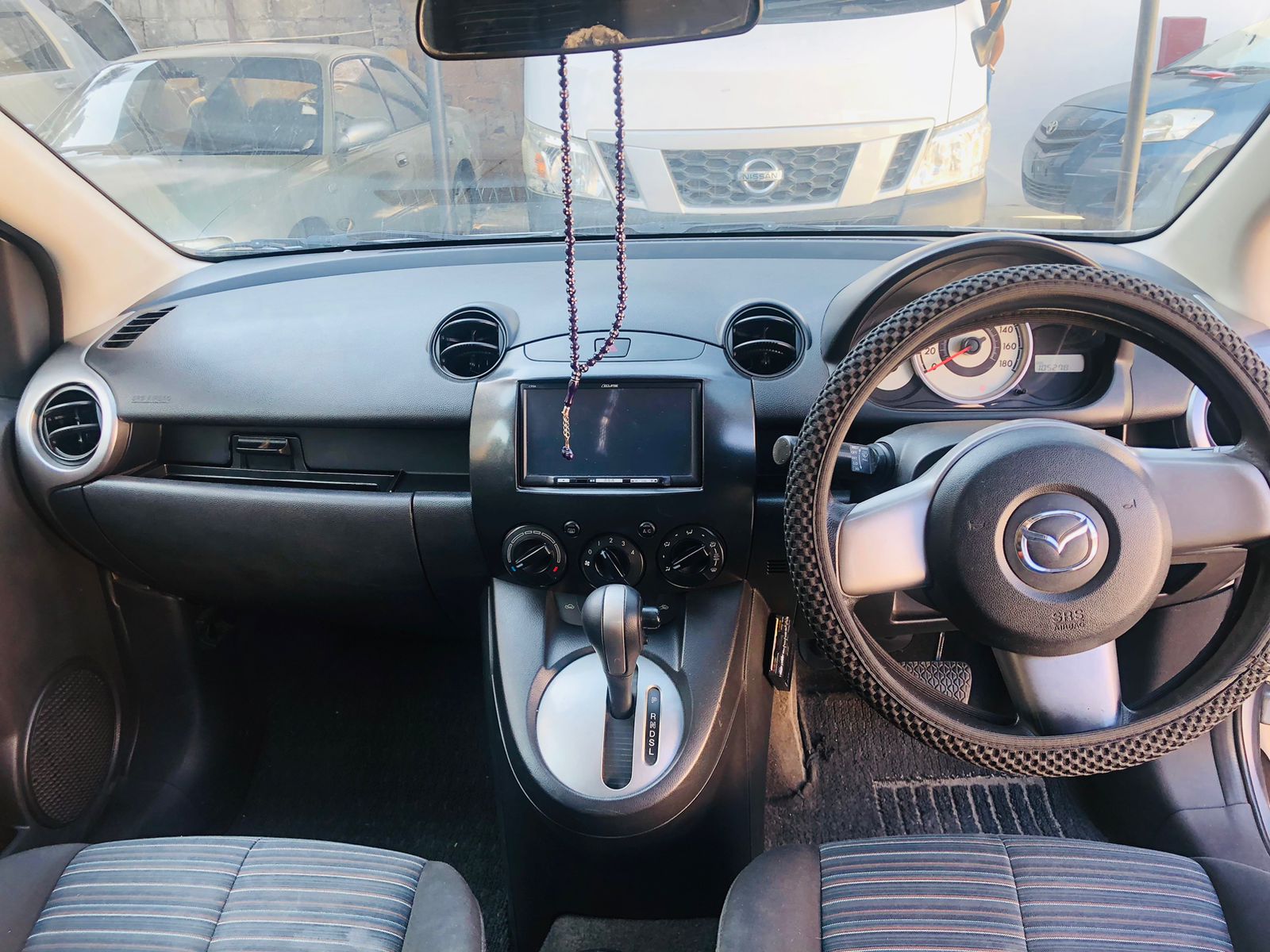 Mazda Demio 2011 full