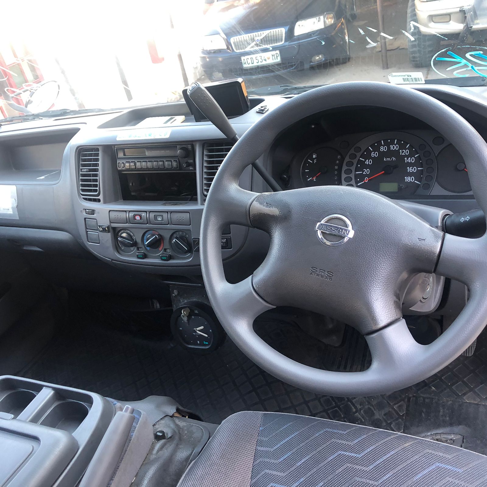 
								Nissan Caravana 2004 cheio									