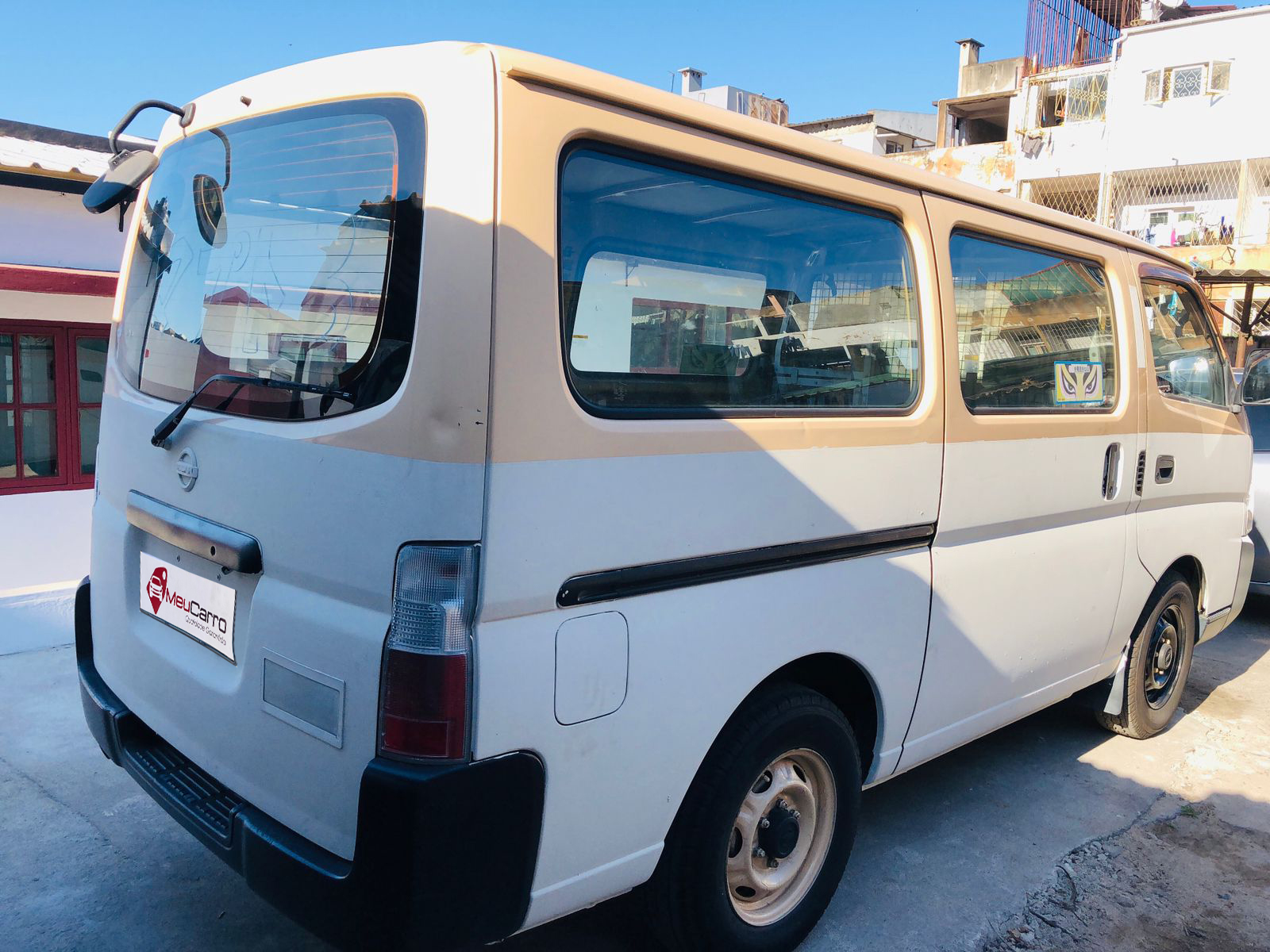 
								Nissan Caravana 2004 cheio									