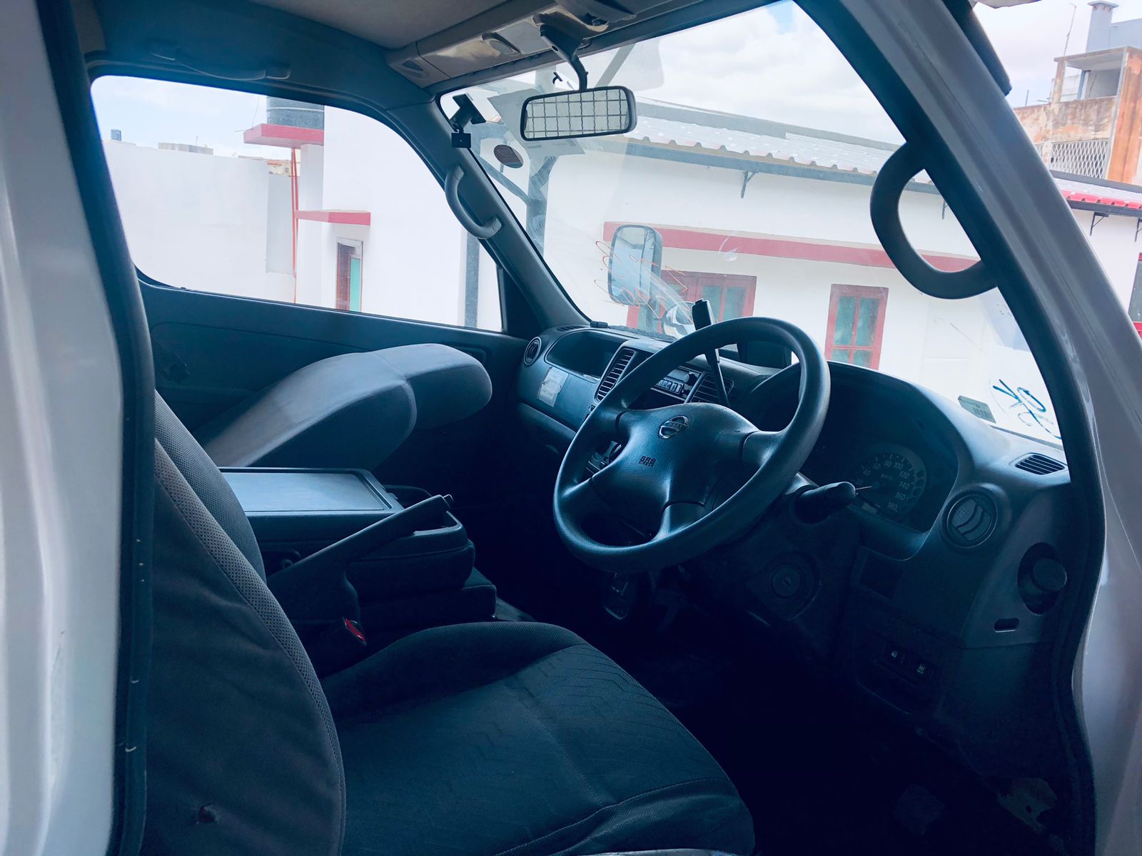
								Nissan Caravana 2004 cheio									