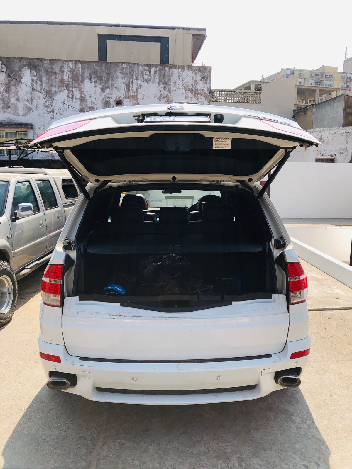 
								BMW X5 M 2008 cheio									