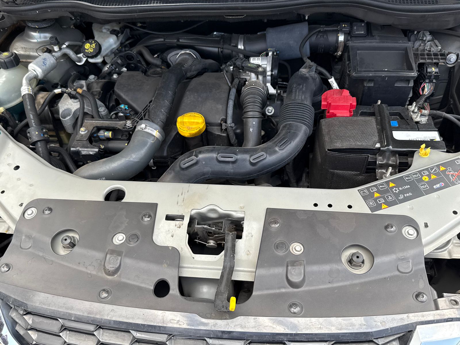 
								Nissan Kicks 2019 cheio									