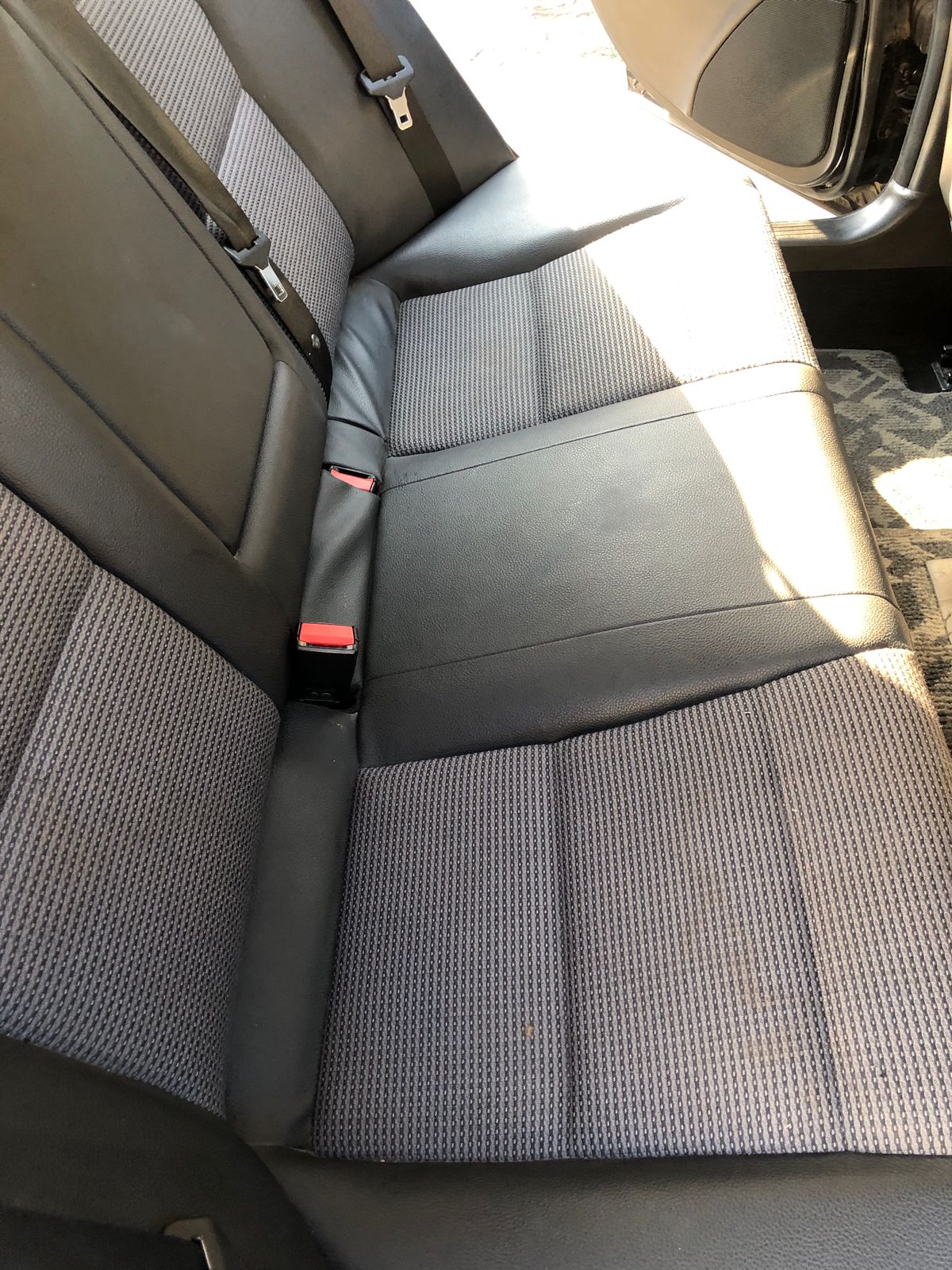 
								Mercedes-Benz Kompressor C180 2007 cheio									