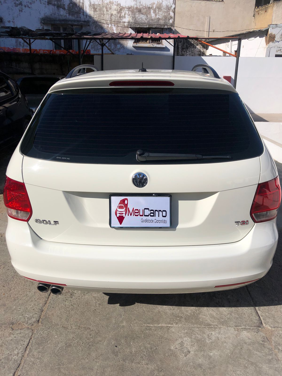 
								Volkswagen Golf TSI 2010 cheio									