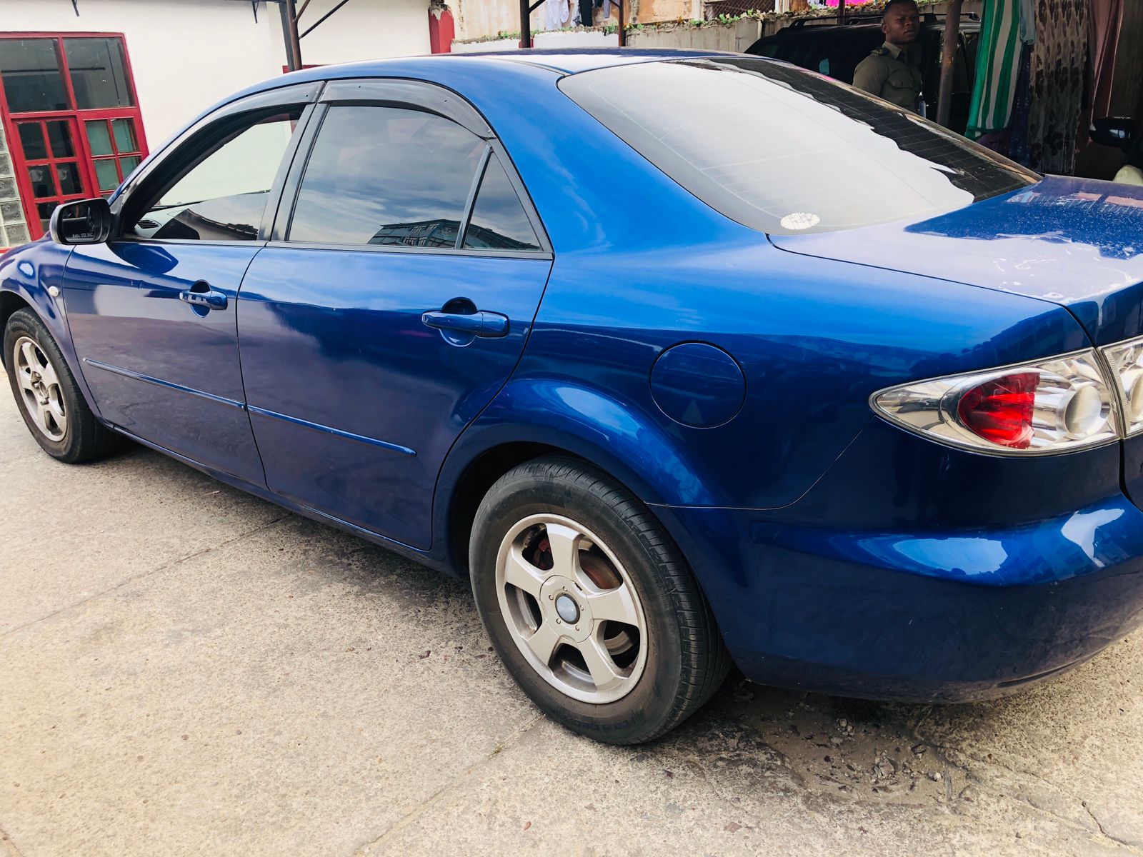 
								Mazda Atenza 2005 cheio									
