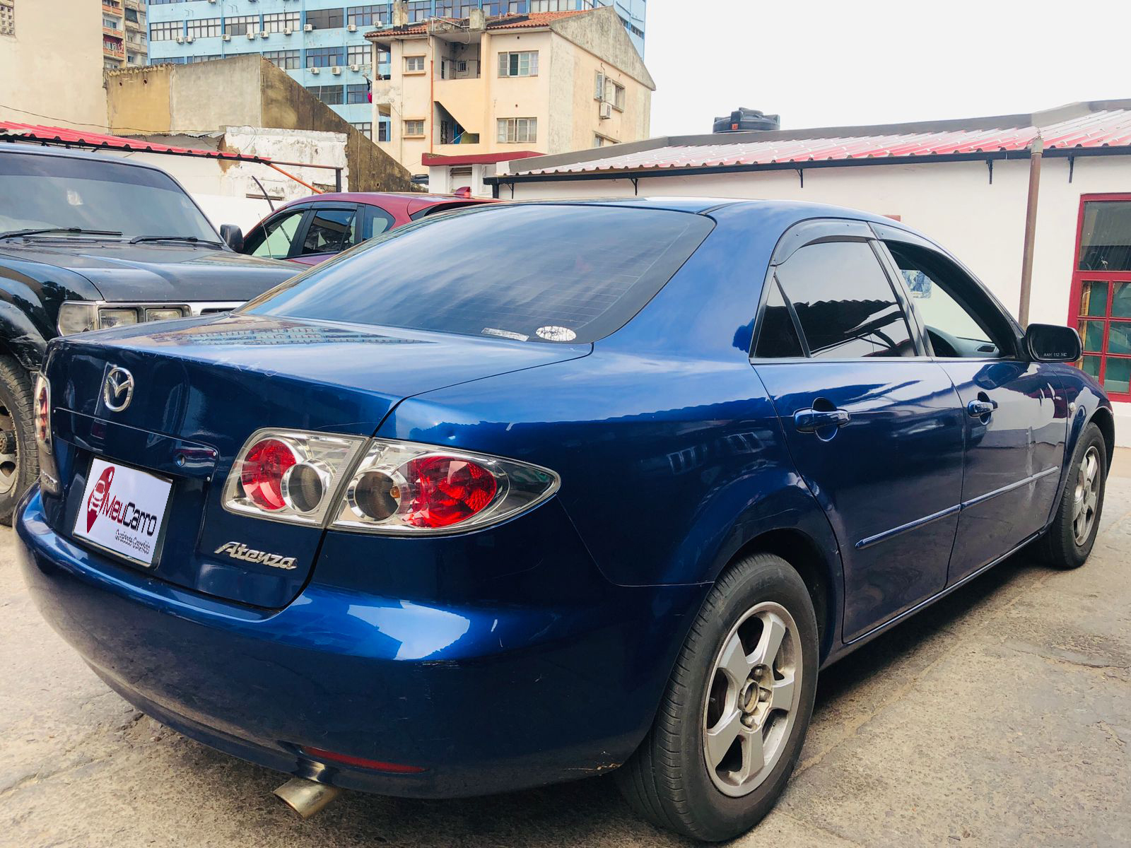 
								Mazda Atenza 2005 cheio									