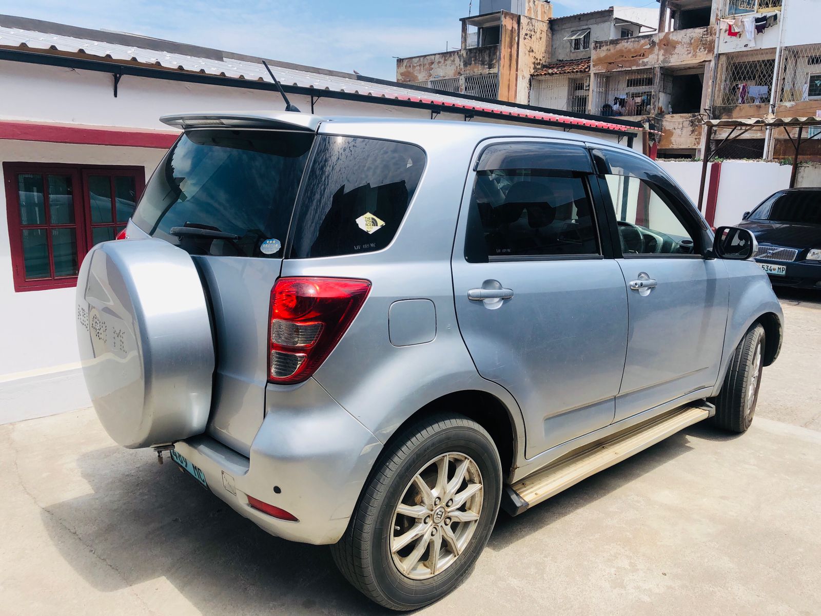 
								Toyota Rush 2006 cheio									