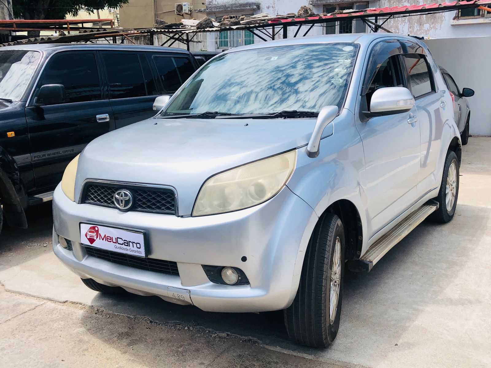 
								Toyota Rush 2006 cheio									