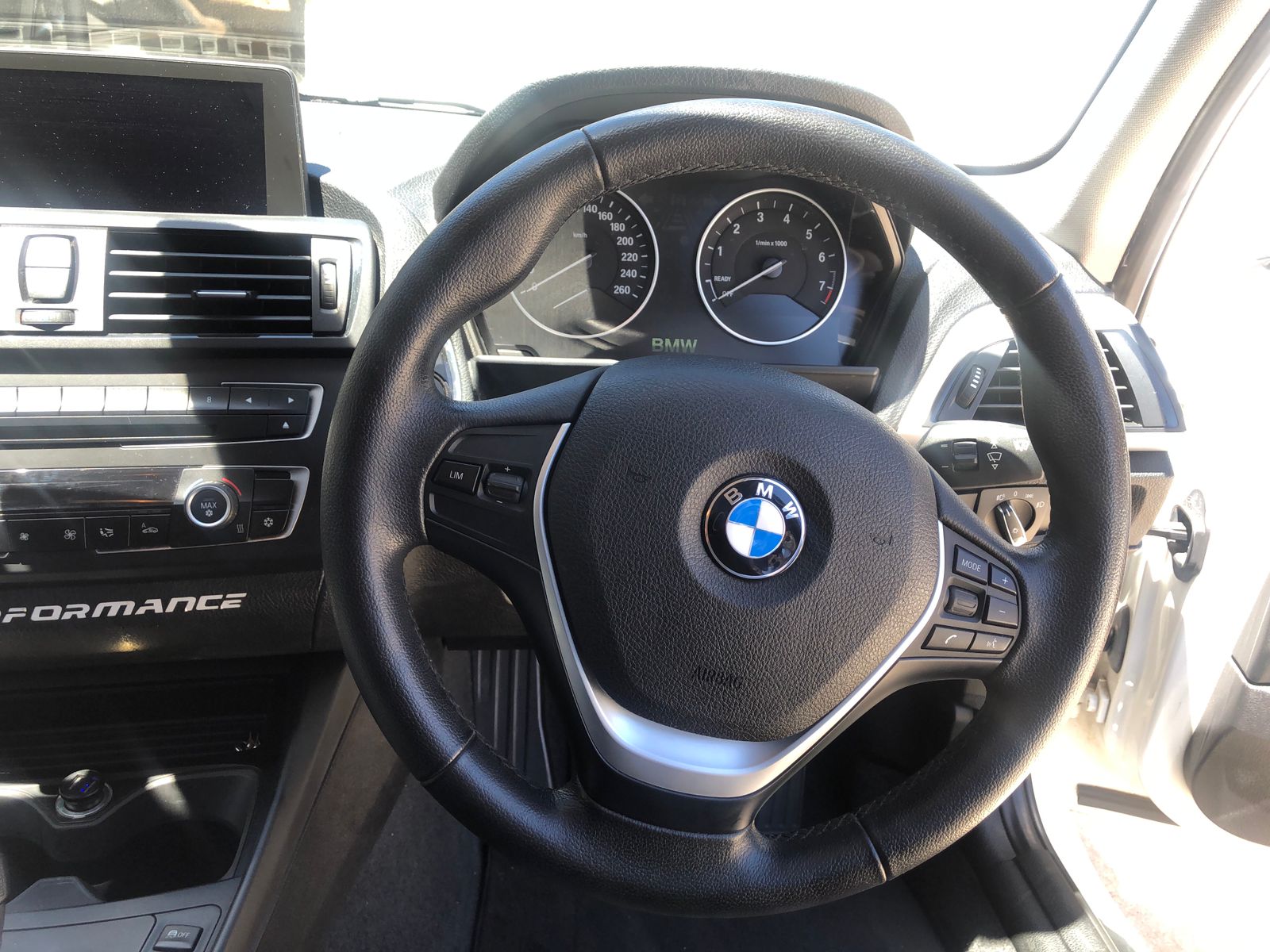 
								BMW 116I 2012 cheio									