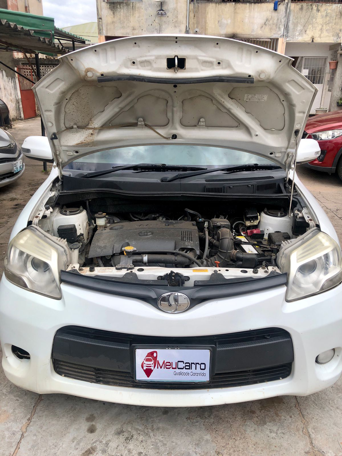 
								Toyota sienta 2013 cheio									